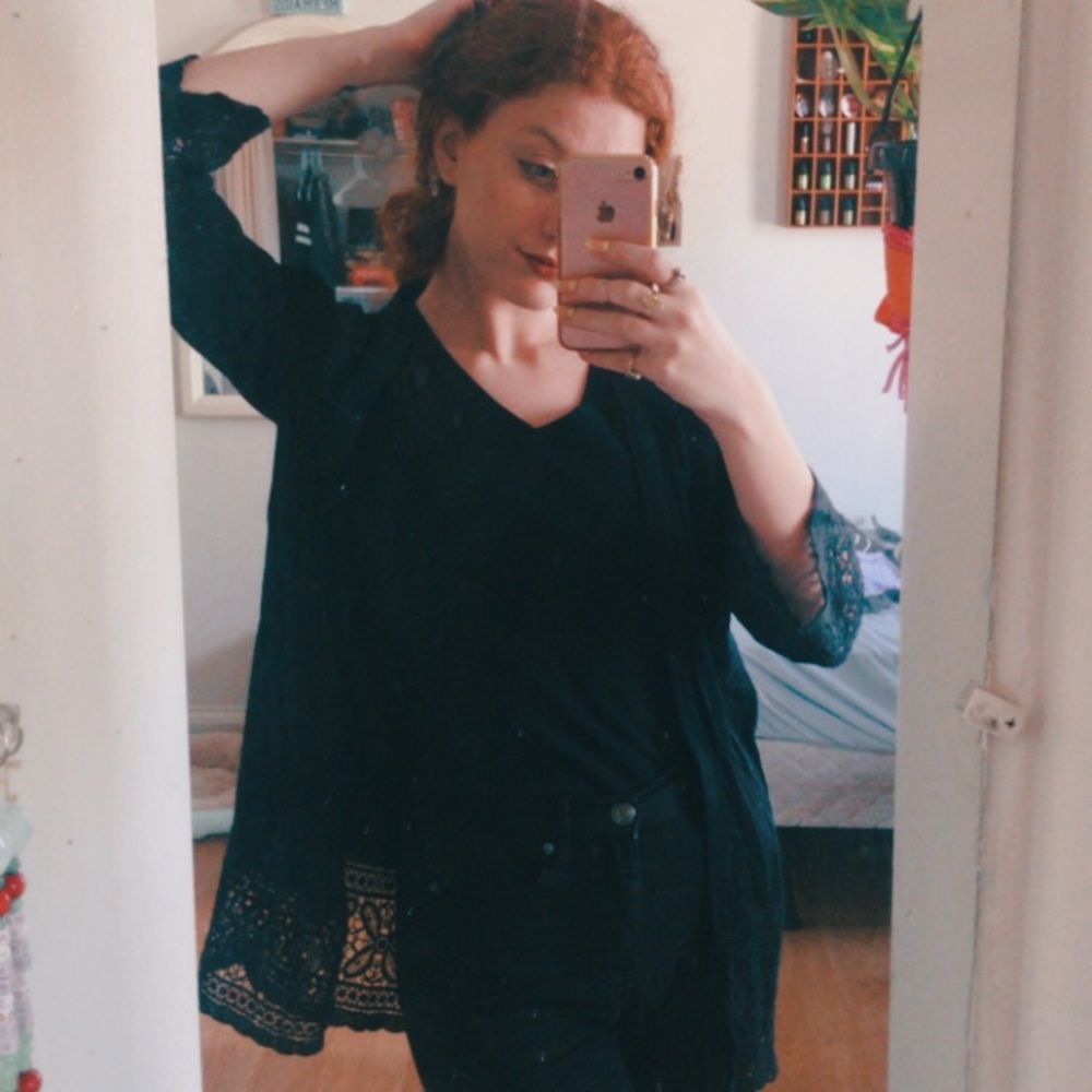 black embroidery sweater 🖤